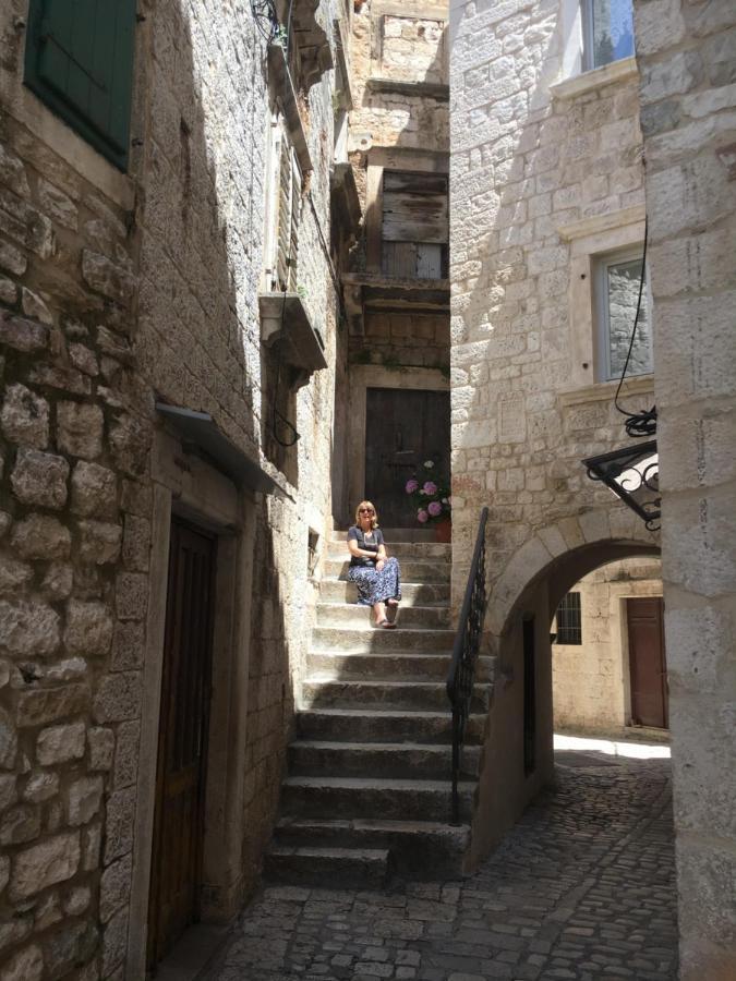 Blue Shell Trogir Apartment Bagian luar foto