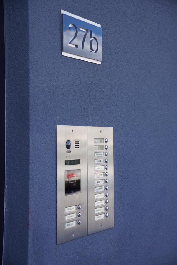 Blue Shell Trogir Apartment Bagian luar foto