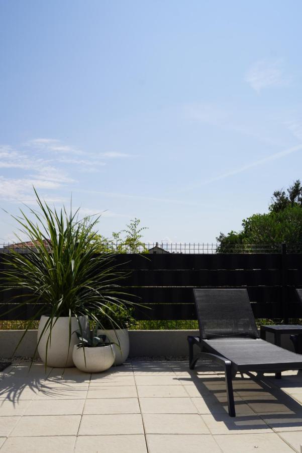 Blue Shell Trogir Apartment Bagian luar foto