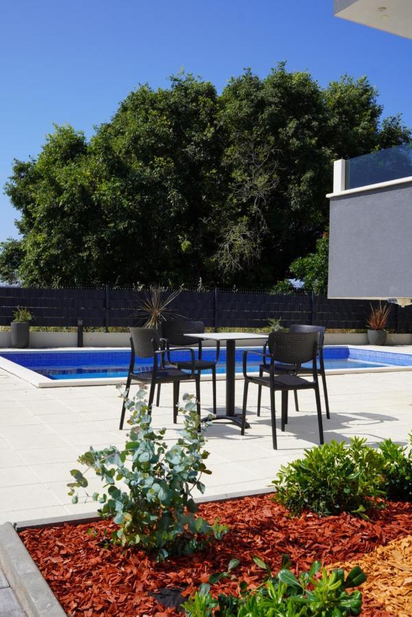 Blue Shell Trogir Apartment Bagian luar foto