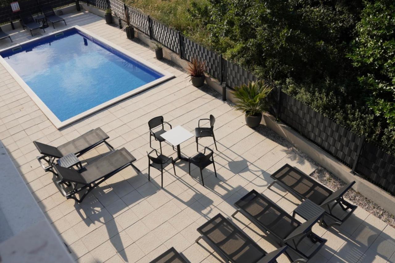 Blue Shell Trogir Apartment Bagian luar foto