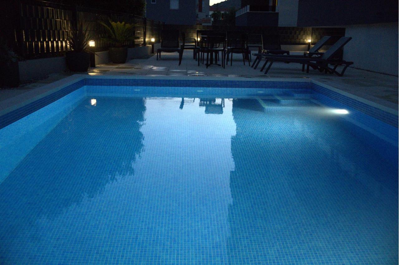 Blue Shell Trogir Apartment Bagian luar foto