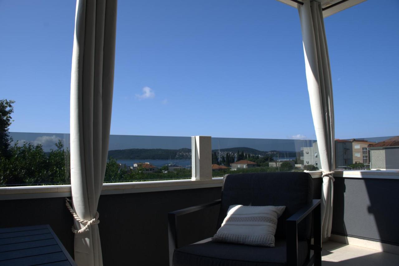 Blue Shell Trogir Apartment Bagian luar foto